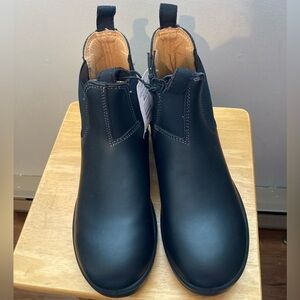 Aquatherm Black Ankle Boots